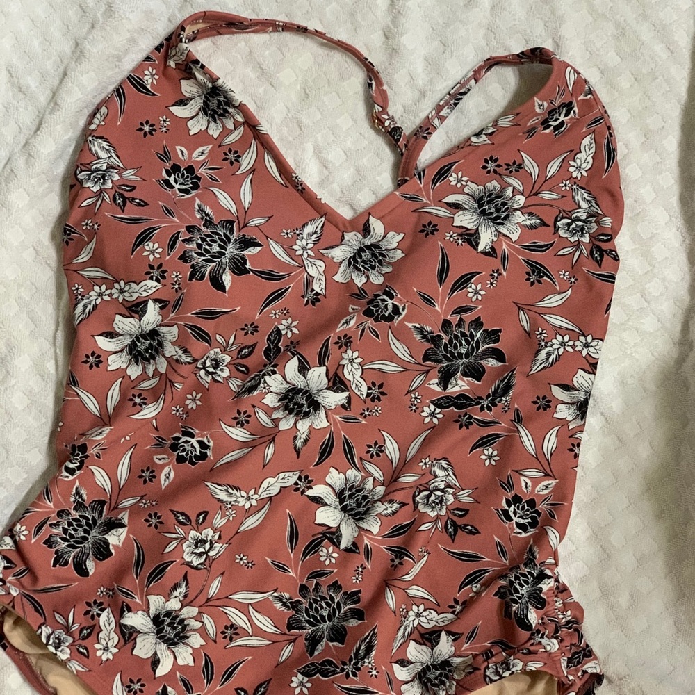 XL swimsuit